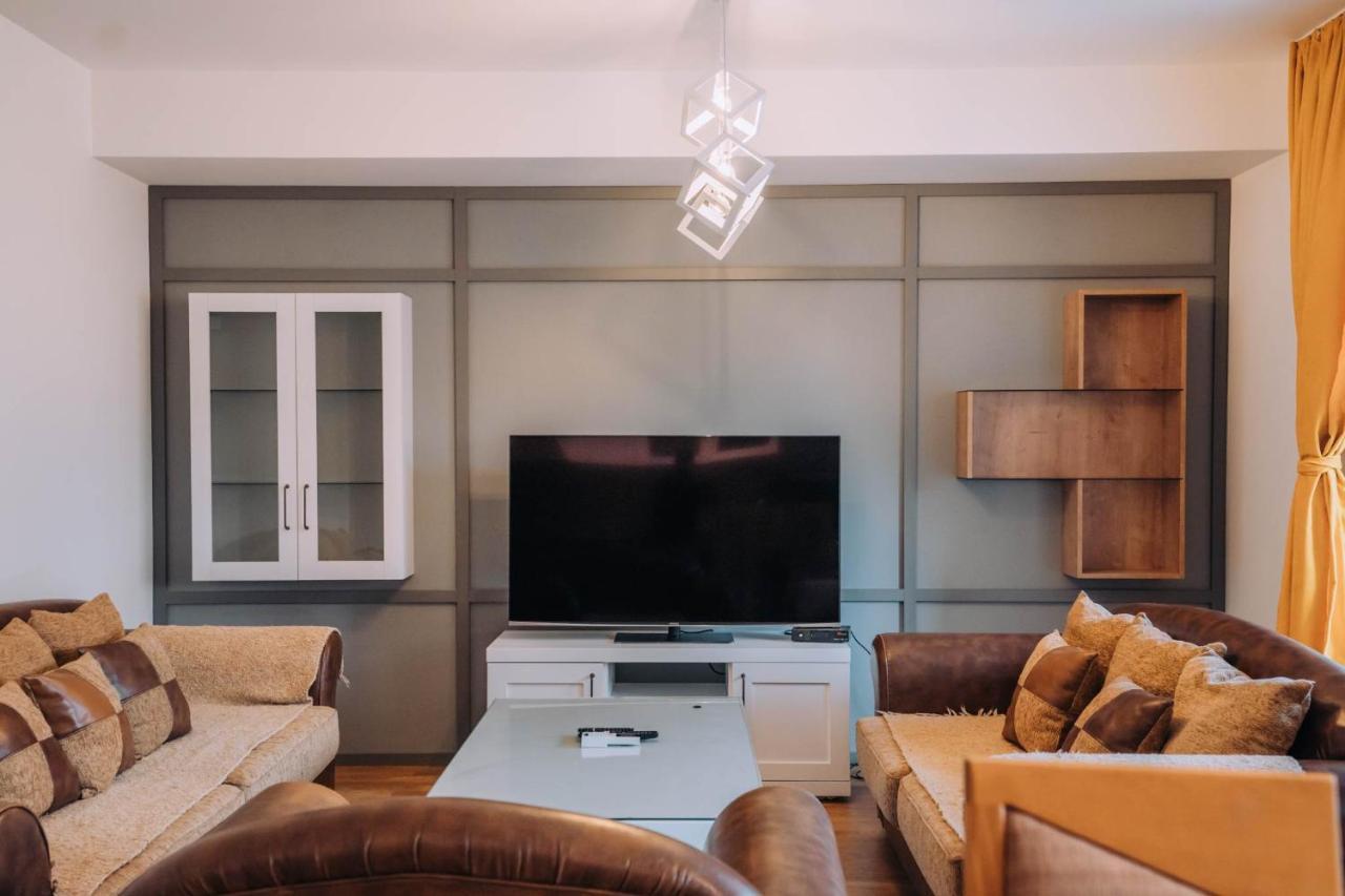 Darki Apartments 4 - Very Central 100 Square Meters,Two Bedrooms,Free Parking โอครีด ภายนอก รูปภาพ
