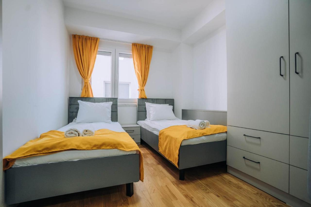 Darki Apartments 4 - Very Central 100 Square Meters,Two Bedrooms,Free Parking โอครีด ภายนอก รูปภาพ