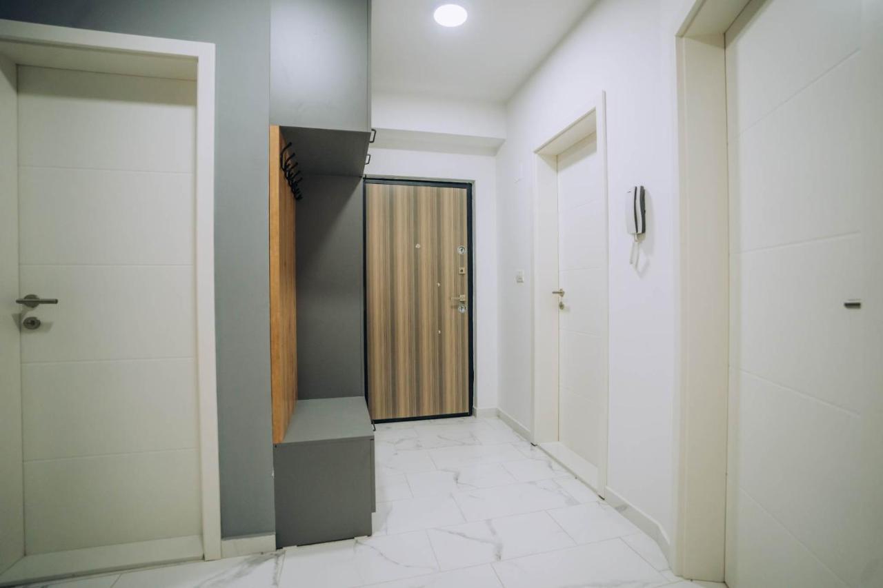 Darki Apartments 4 - Very Central 100 Square Meters,Two Bedrooms,Free Parking โอครีด ภายนอก รูปภาพ