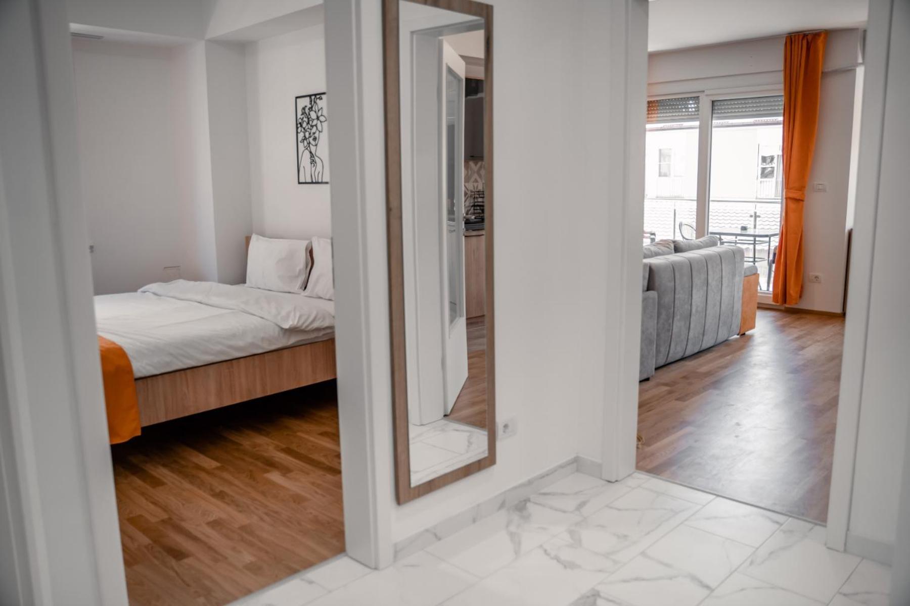 Darki Apartments 4 - Very Central 100 Square Meters,Two Bedrooms,Free Parking โอครีด ภายนอก รูปภาพ